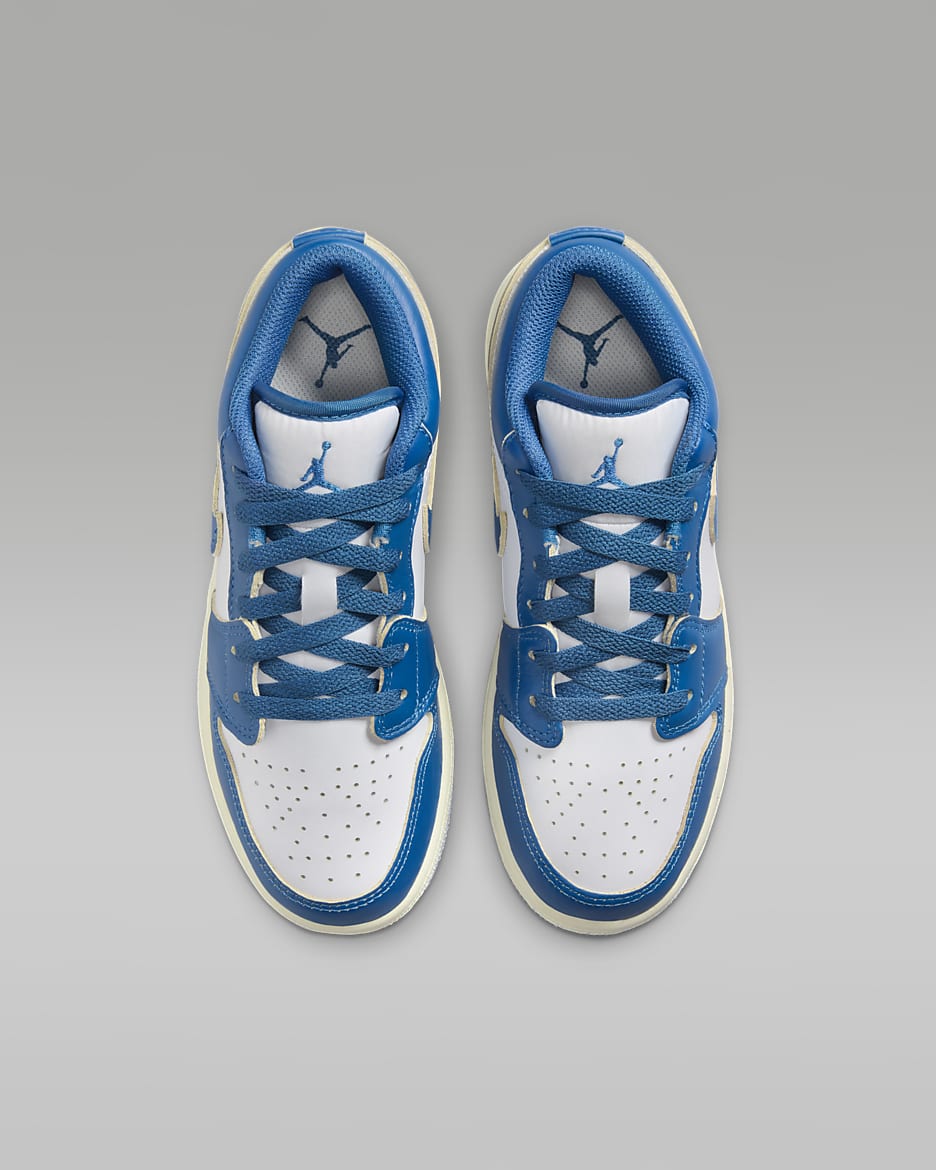 Air Jordan 1 Low SE Older Kids Shoes